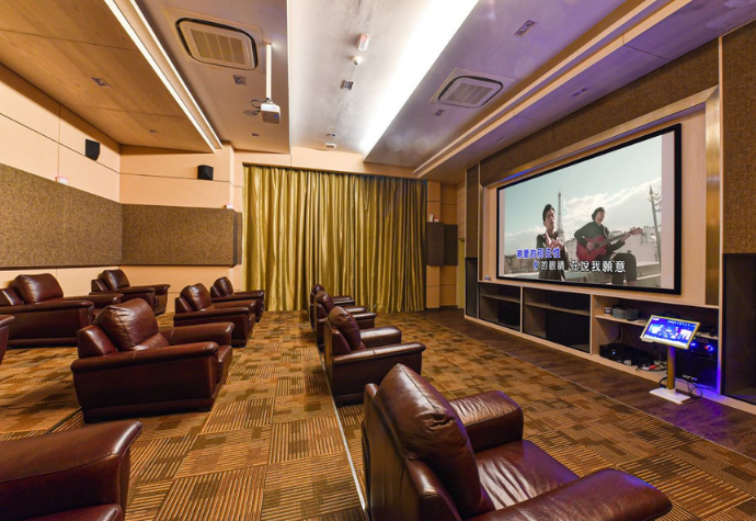 Private theatre and karaoke room at The M Macrolink